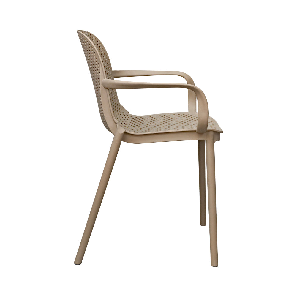 BEIGE#CB0104#4